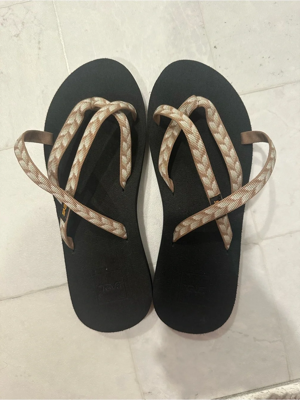 Teva Olowahu Women's Flip Flops